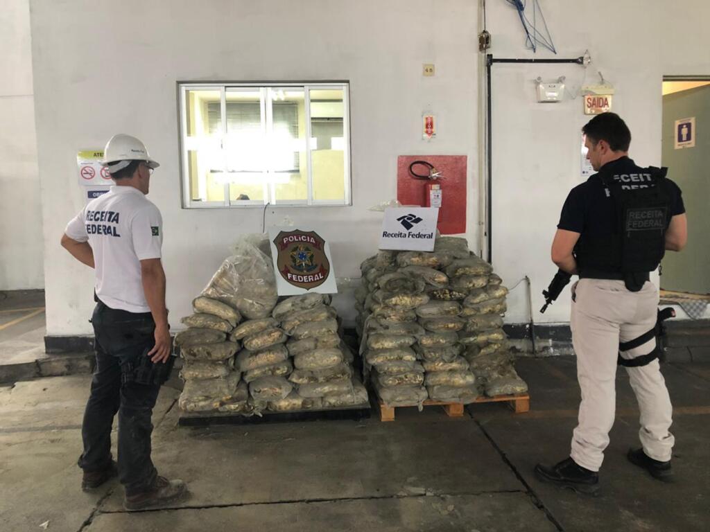 Receita Federal apreende 935 kg de cocaína no Porto de Itajaí