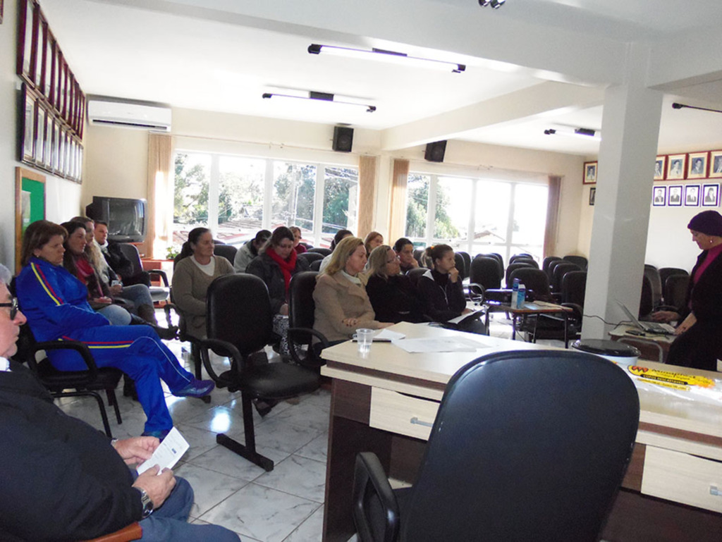 Cemitério municipal recebe investimentos