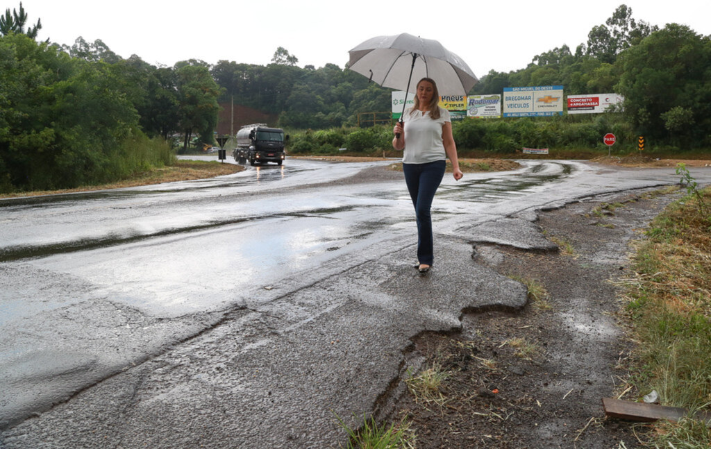 Daniela Reinehr vistoria mais rodovias do Oeste nesta sexta-feira