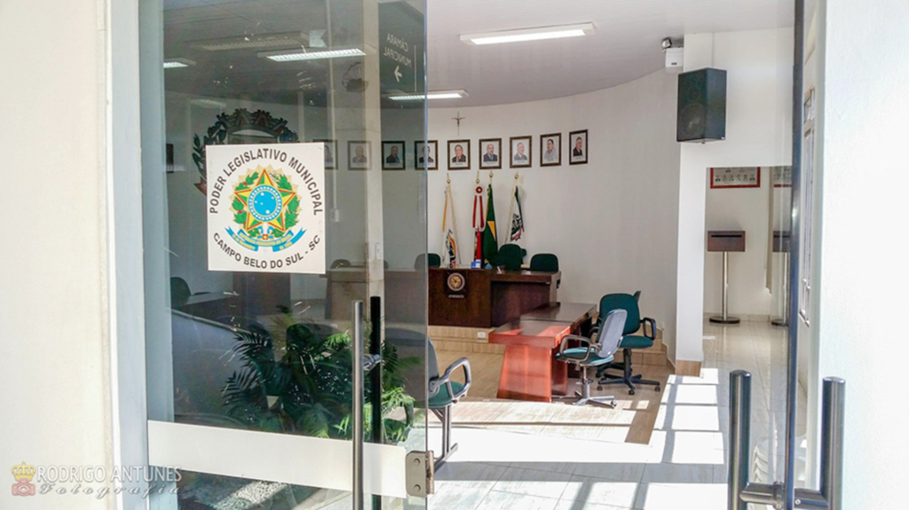 Futuras mamães são orientadas sobre amamentação e cuidados com o recém-nascido