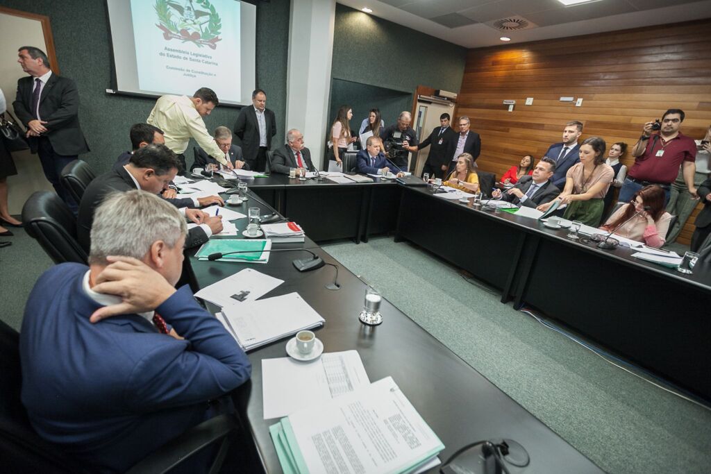  - Trâmite dos projetos depende da retomada das reuniões das comissões, o que ocorre em fevereiro FOTO: Bruno Collaço / AGÊNCIA AL