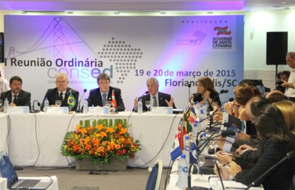 Fiesc apresenta Movimento pela Educação em evento nacional