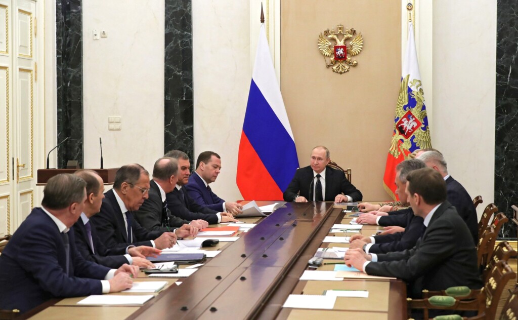 Rússia anuncia expulsão de 23 diplomatas britânicos
