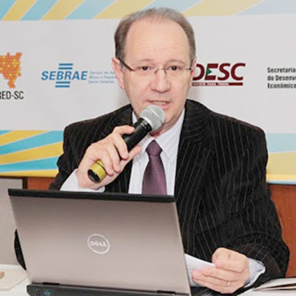 Inadimplência fecha outubro com alta de 3,95%, mostra SPC Brasil