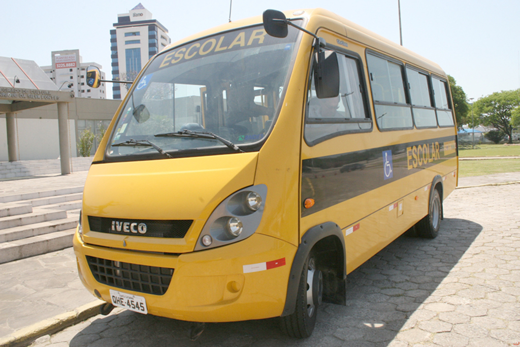  - Modelo de ônibus recebido pelos municípios
