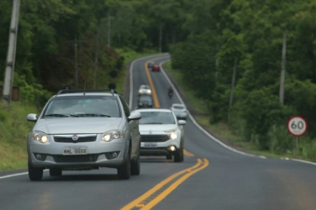 Polícia Militar Rodoviária orienta sobre cuidados ao pegar a estrada neste fim de ano