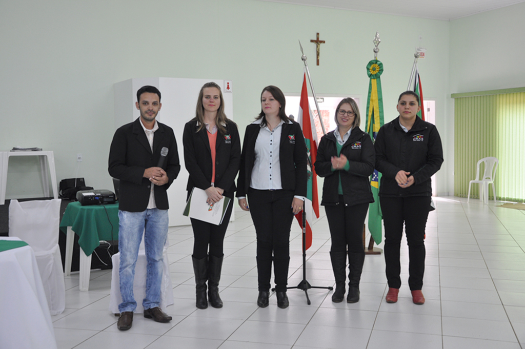 Servidores públicos municipais são homenageados pelo dia do trabalhador