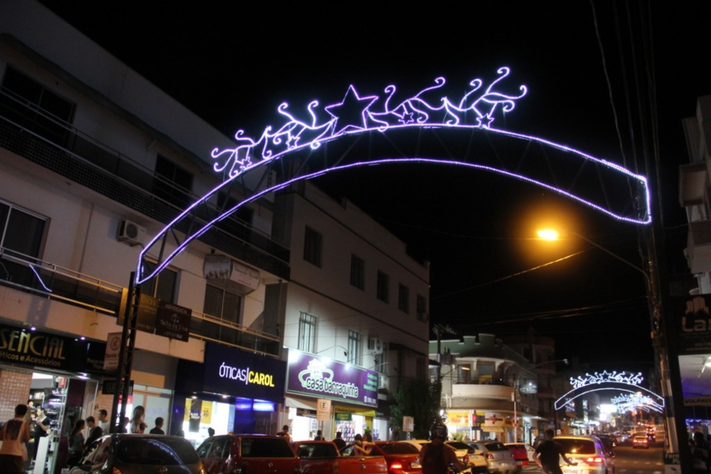 Iluminação é acionada e programação já toma conta do Natal de Capinzal