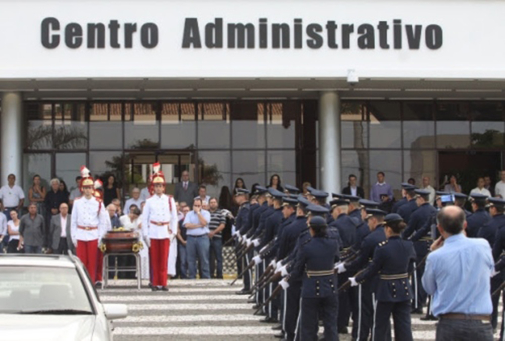 Governo do Estado presta última homenagem a José Candido