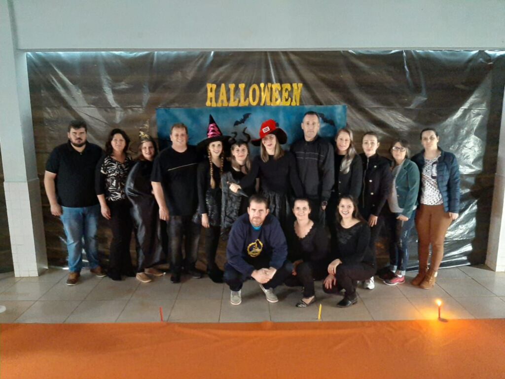 Escola de Zortéa realiza a festa de Halloween