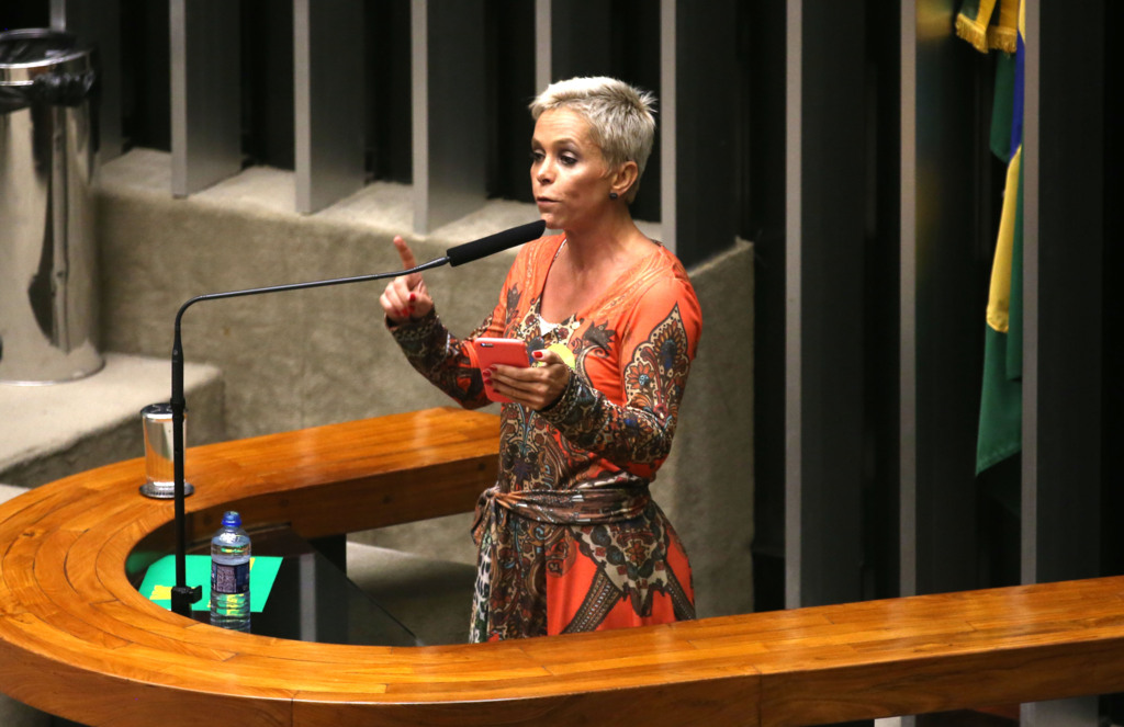 Cristiane Brasil vai ao STF para contestar suspensão de sua nomeação para ministra
