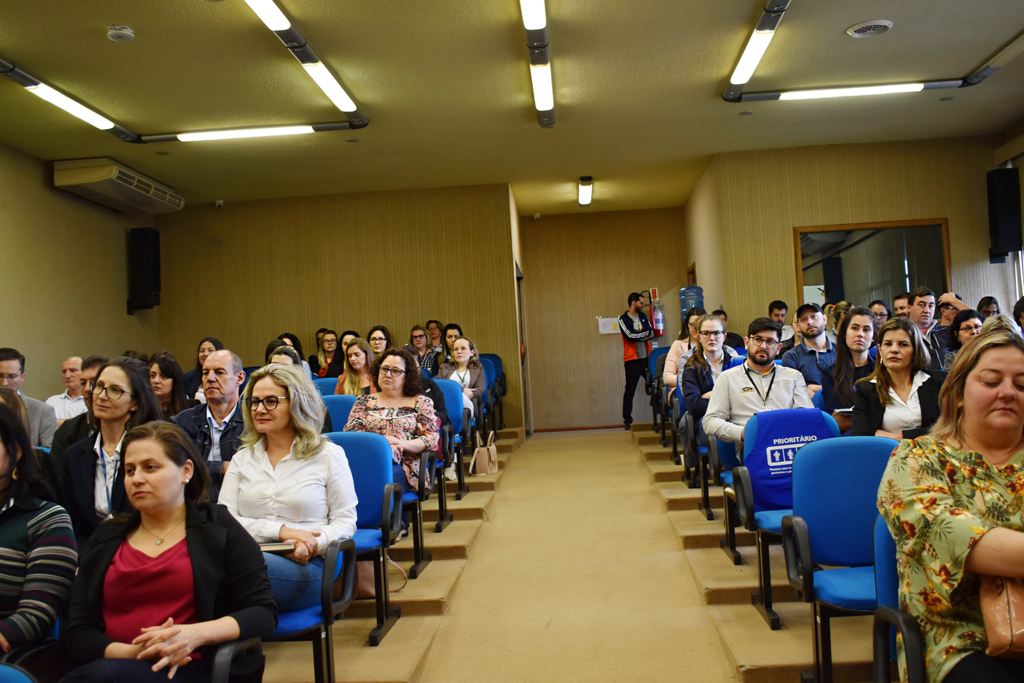 Unoesc sedia evento sobre a inclusão de pessoas com deficiência no mercado de trabalho