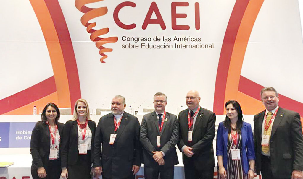 Unoesc participa do Congresso das Américas sobre Educação Internacional, em Bogotá