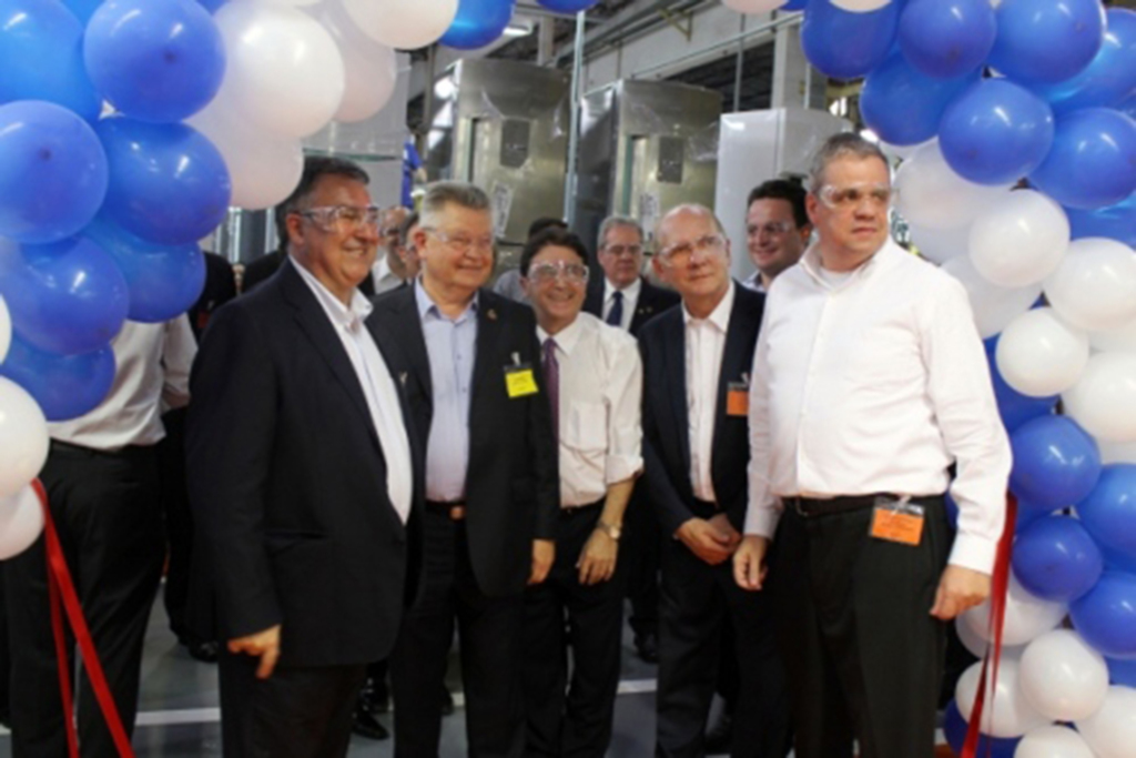 Governador participa de inauguração de multinacional em Joinville