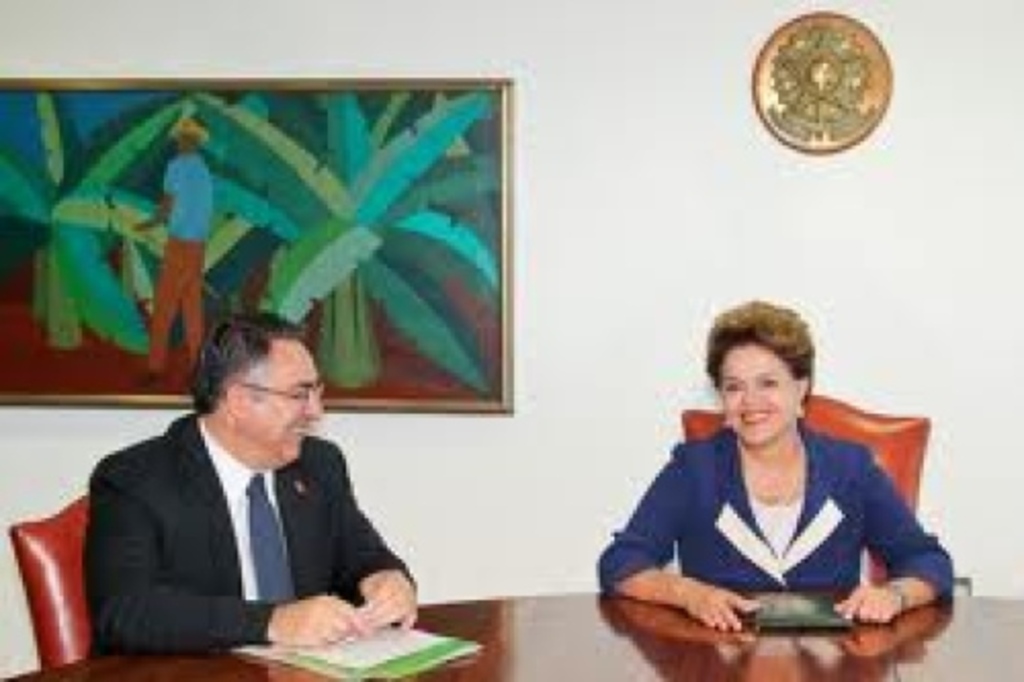 DILMA EM SC Colombo diz que visita é 'histórica' para o Estado