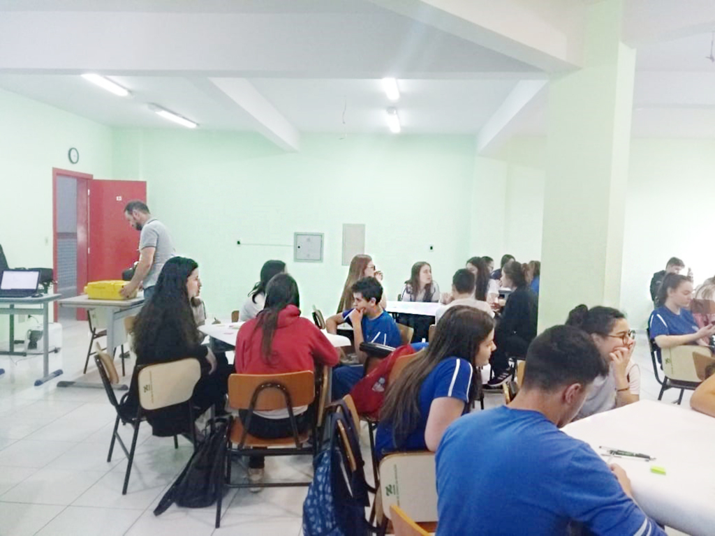 Curso de extensão Unoesc for Life realiza primeira edição na Escola Joaquim D' Agostini