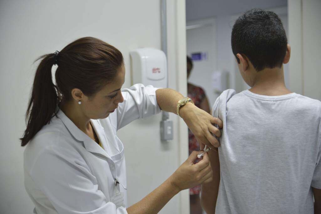 Maior produção de vacina contra a febre amarela
