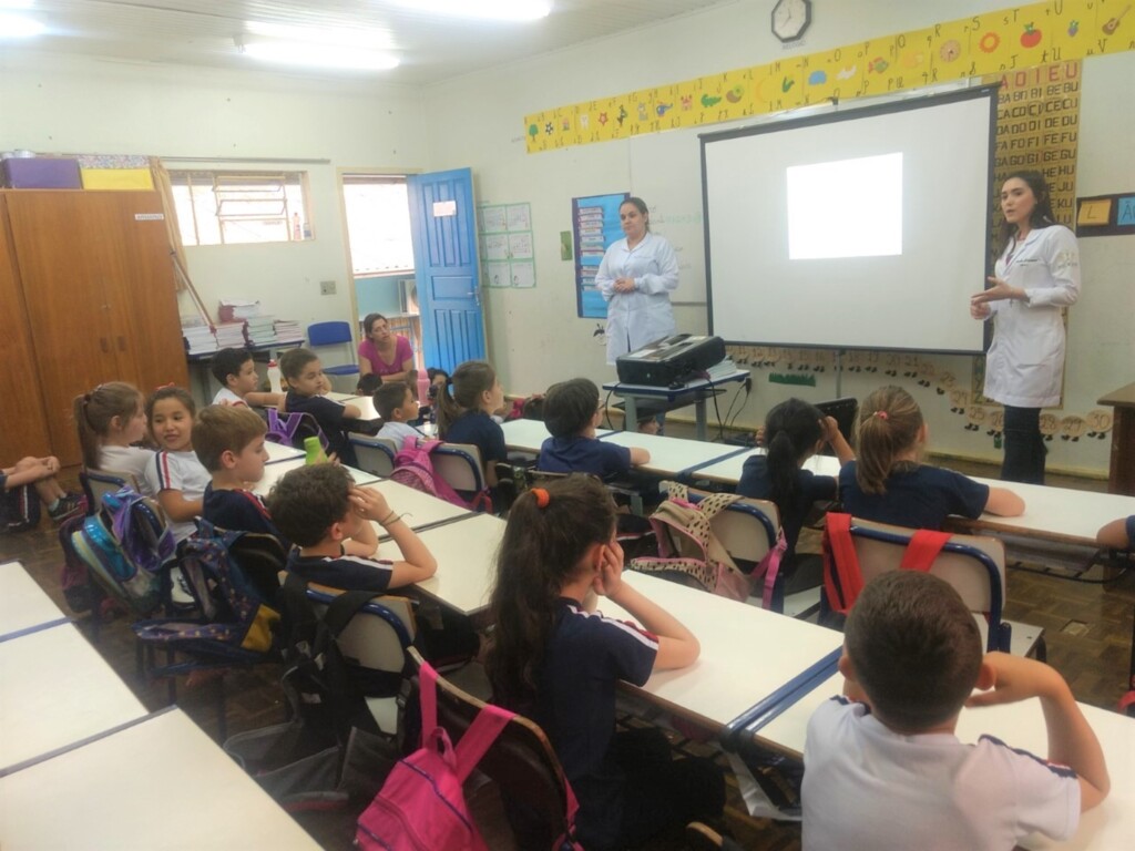 Secretaria da Saúde de Capinzal realiza atividade na Escola Municipal Bernardo Moro Sobrinho