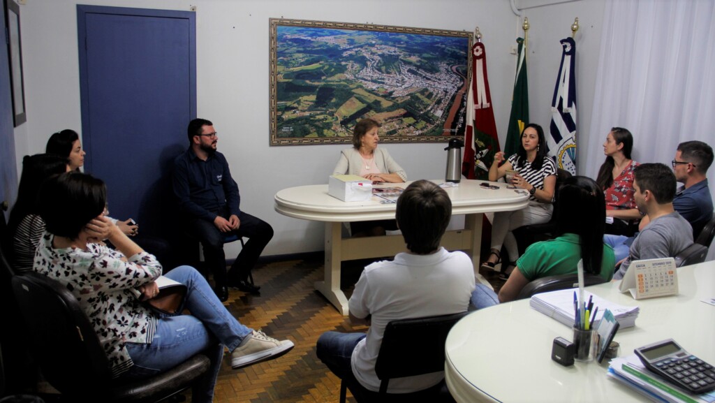 Comissão promove reunião para tratar sobre o Natal Encantado 2019 em Capinzal