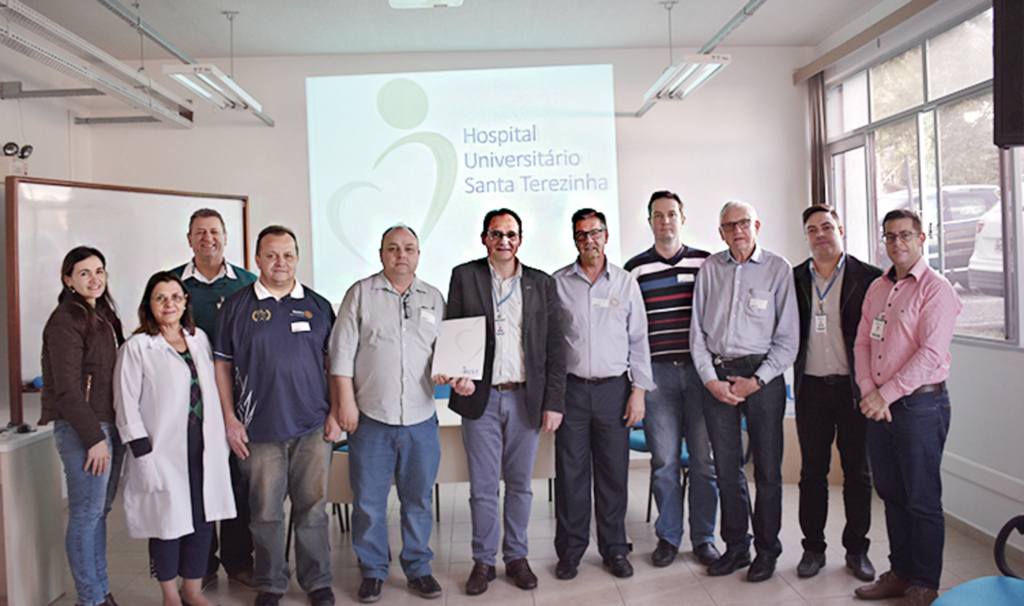 HUST recebe a visita de representantes do Rotary Club