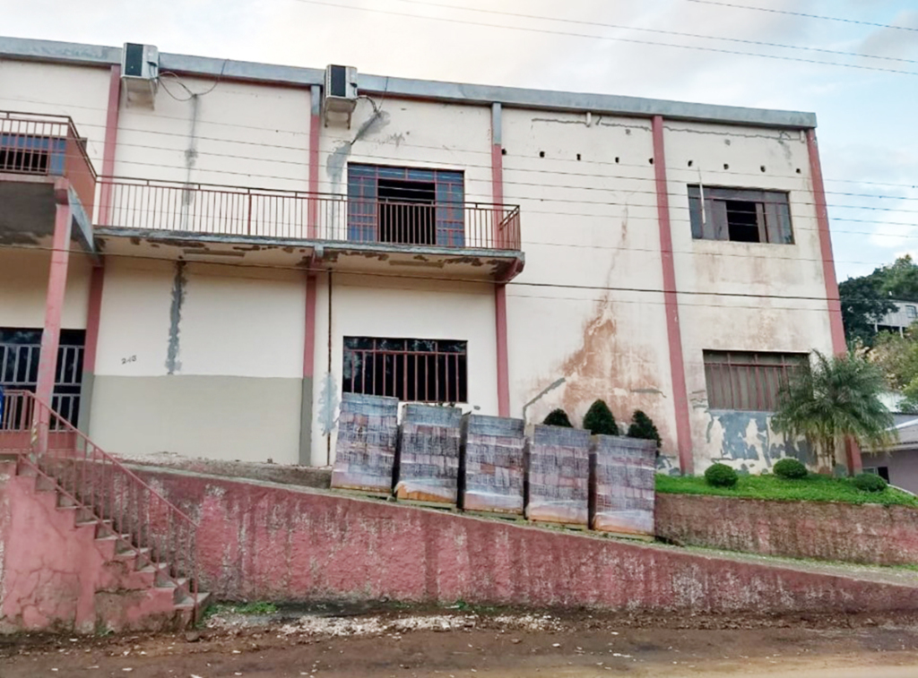 Em andamento a obra de reforma e adequação do Centro Comunitário de Lacerdópolis