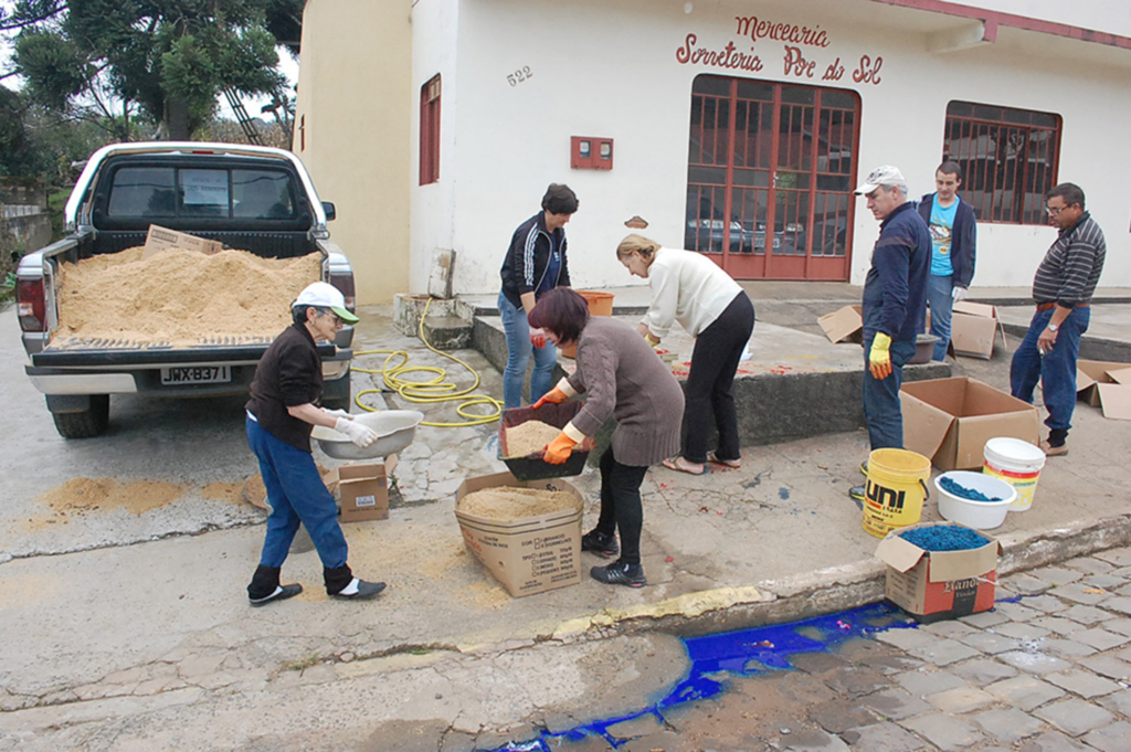 Pintura será concluída até maio de 2013