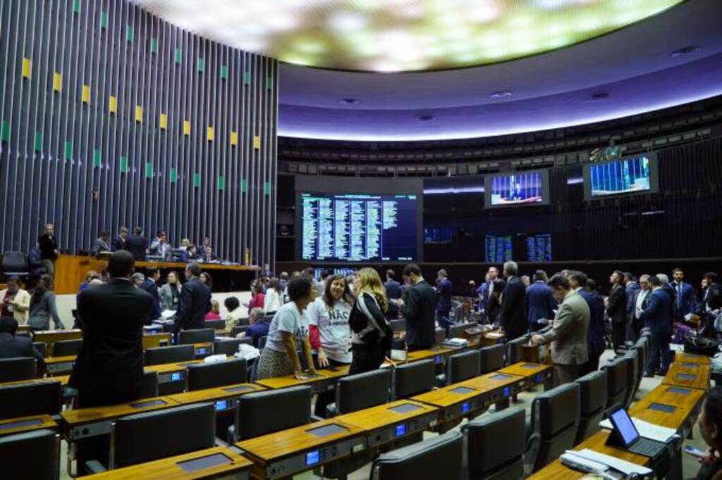 Pablo Valadares/Câmara dos Deputados - Deputados debatem reforma da Previdência na Câmara