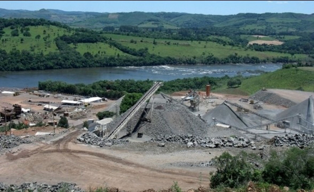 Incêndio destruiu alojamento da Usina Garibaldi em Abdon Batista