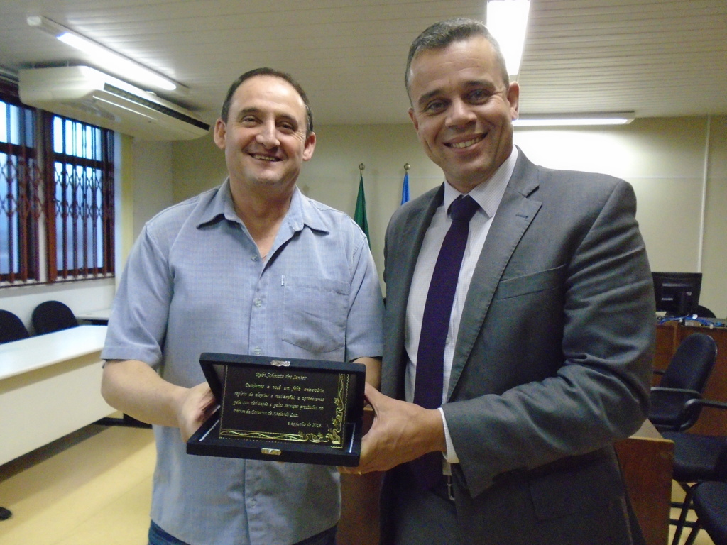 Policial é homenageado em último dia de trabalho na comarca de Abelardo Luz