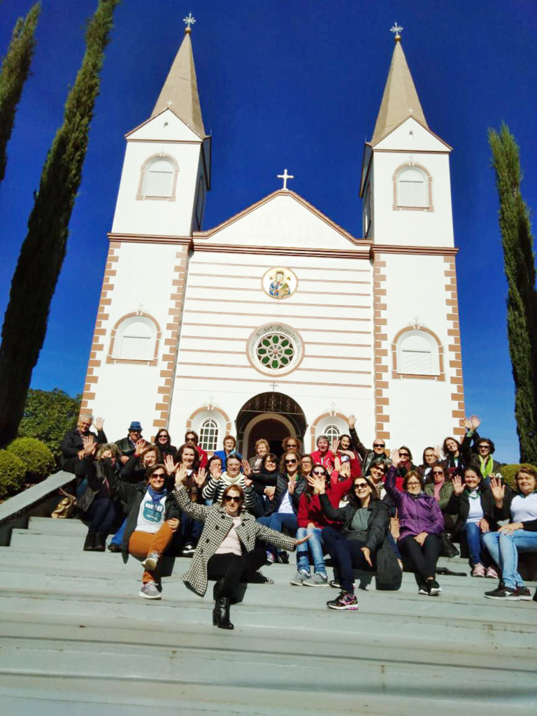 Alunos da Uniti, Unoesc Capinzal, fazem viagem cultural à Treze Tílias