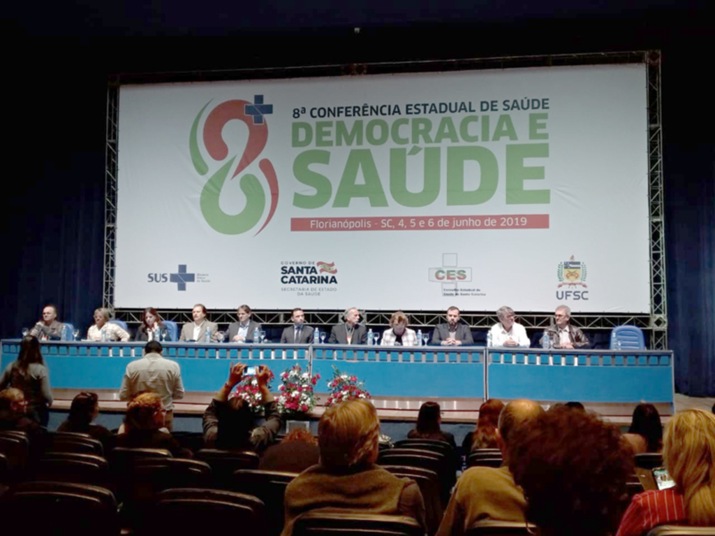 DELEGAÇÃO DE PIRATUBA INTEGRA A 8ª CONFERÊNCIA ESTADUAL DE SAÚDE DE SANTA CATARINA