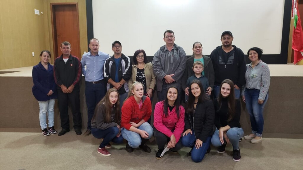 COMISSÃO ORGANIZADORA DA FESTA DO AGRICULTOR DE PIRATUBA FAZ REUNIÃO DE PRESTAÇÃO DE CONTAS