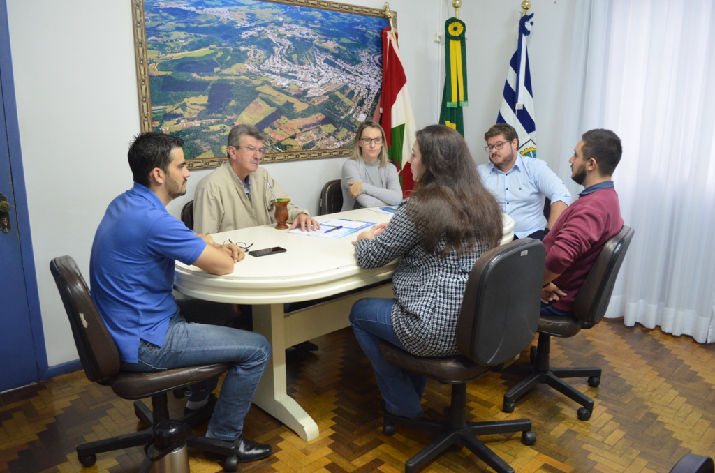 Administração Municipal possibilita repasse para a Associação dos Acadêmicos de Capinzal