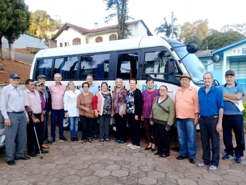 Secretaria de Saúde de Ipira encaminha mais 16 cirurgias de cataratas