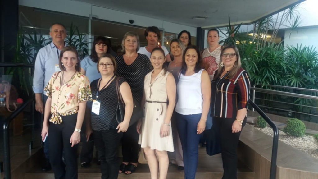 EQUIPE DA EDUCAÇÃO DE PIRATUBA PARTICIPA DO 17º FÓRUM ORDINÁRIO DA UNDIME EM JOINVILLE