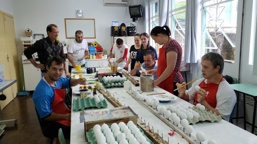 PRODUÇÃO DE CASQUINHAS DE PÁSCOA