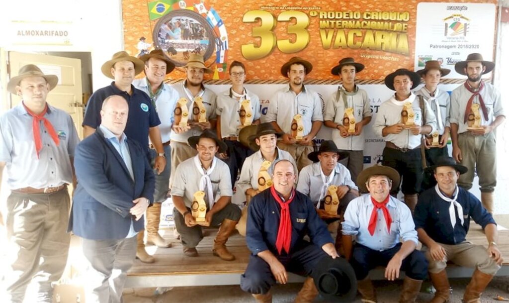 Esmeralda é campeã  da Taça Amucser no  33º Rodeio Internacional  de Vacaria