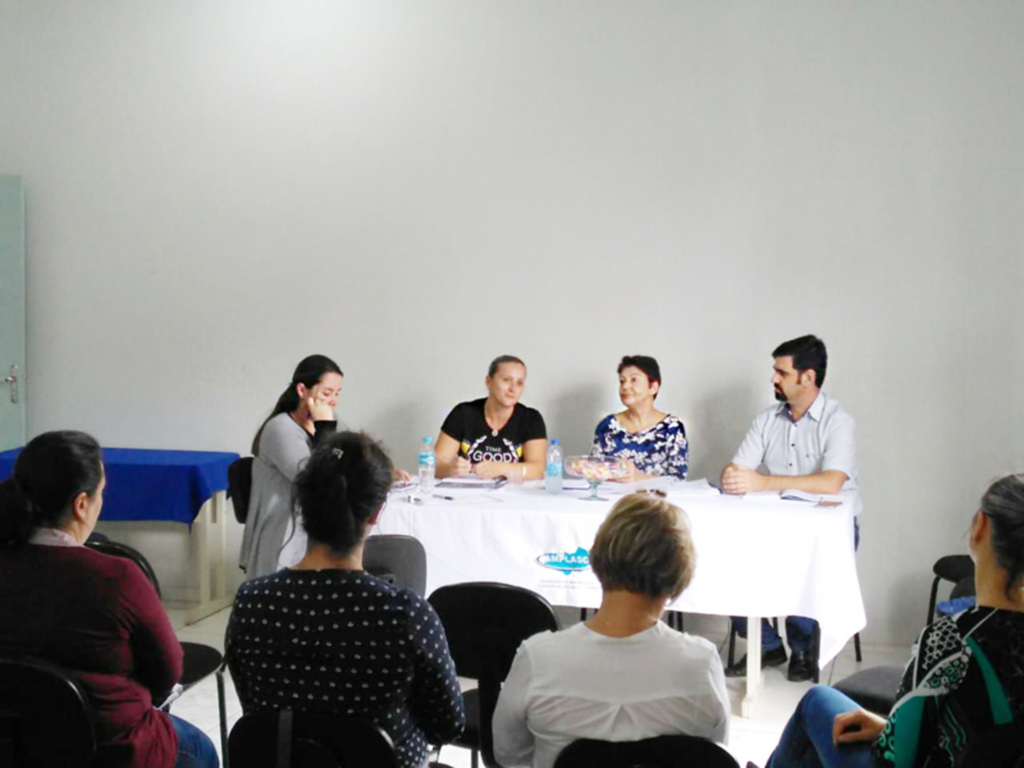 Conferência do Idoso pauta reunião do Colegiado de Assistência Social da AMPLASC