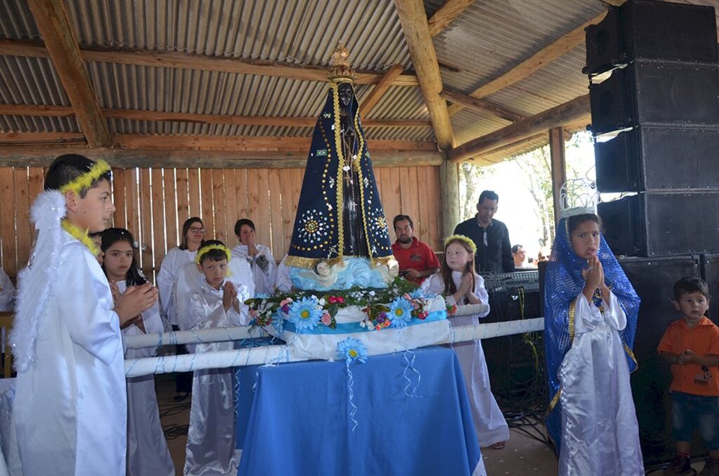 12º Romaria de Nossa Senhora Aparecida reuniu  fiéis na Gruta Linda Vista em Cerro Negro