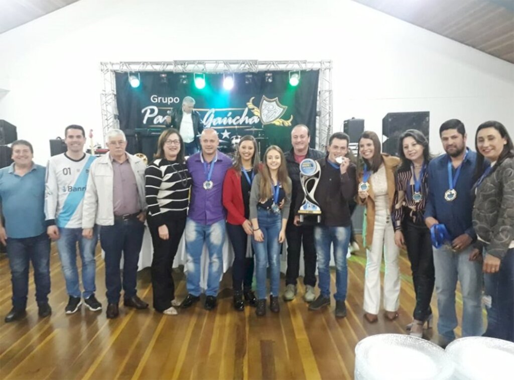 Conheça os vencedores do Campeonato Municipal de Futsal, Voleibol e Bocha de Esmeralda