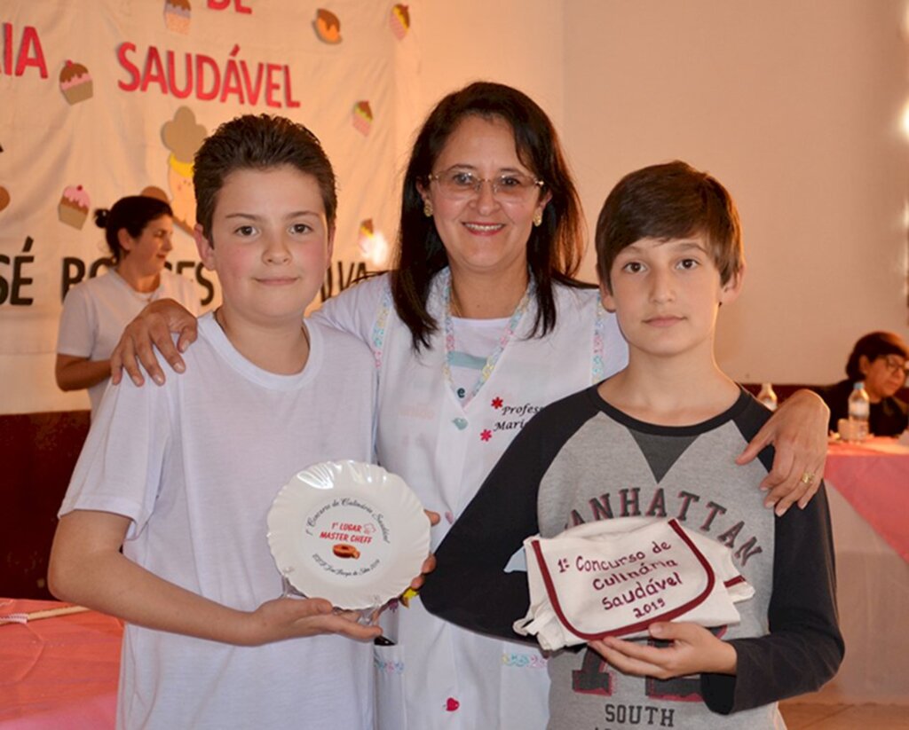 Escola e professores promoveram Concurso Culinário Saudável em Anita