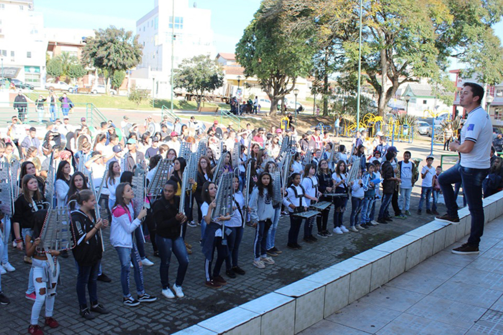 Fanfarra Municipal de Anita Garibaldi  se apresentou em Lages