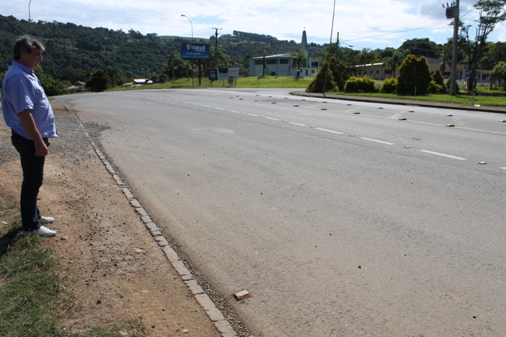 Em oficio enviado ao DEINFRA, vereadores de Ouro cobram melhorias na sinalização da SC 150