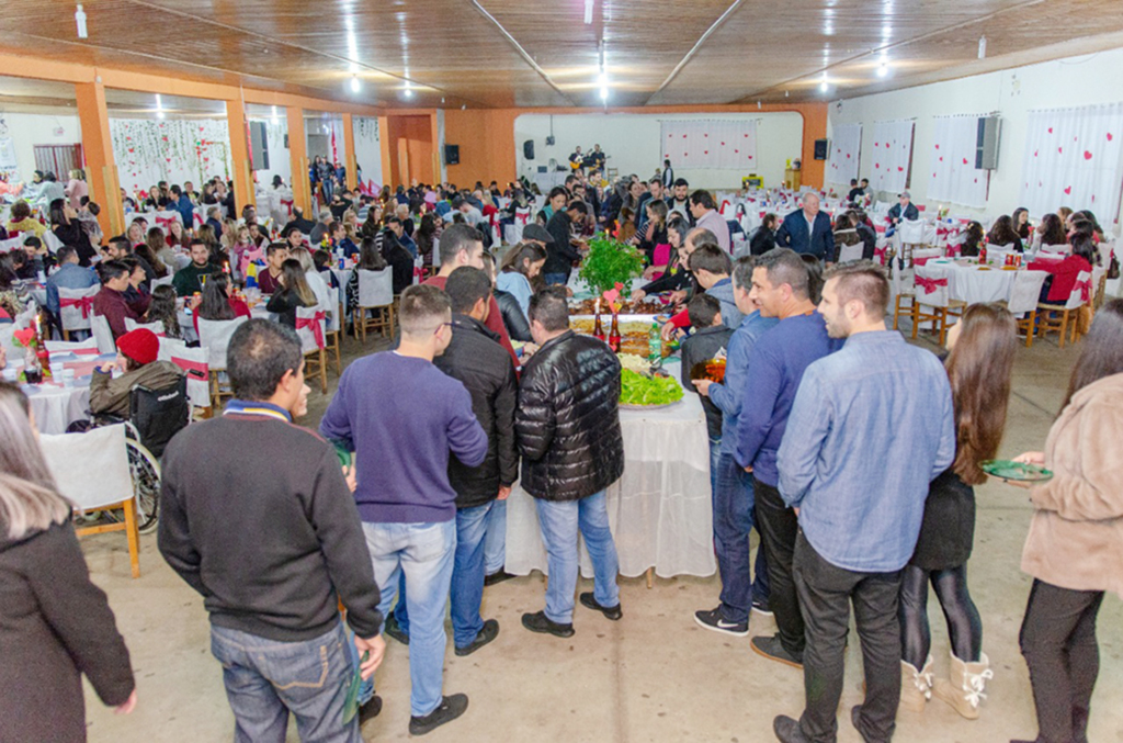 Jantar dos APAExonados de Campo Belo celebrou o amor e a solidariedade