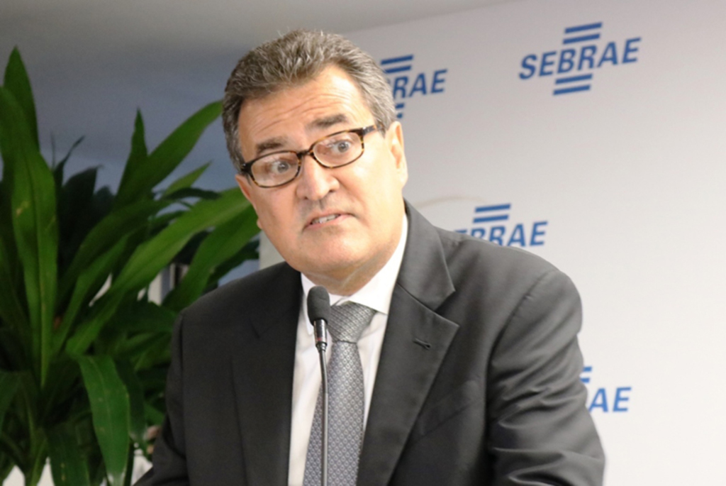  - Em janeiro, a nova diretoria do Serviço Brasileiro de Apoio às Micro e Pequenas Empresas em Santa Catarina (Sebrae/SC) tomou posse para o mandato 2019-2022. Neste período, a instituição será presidida por Carlos Henrique Ramos Fonseca, ex-diretor da Federação das Indústrias do Estado de Santa Catarina (Fiesc).