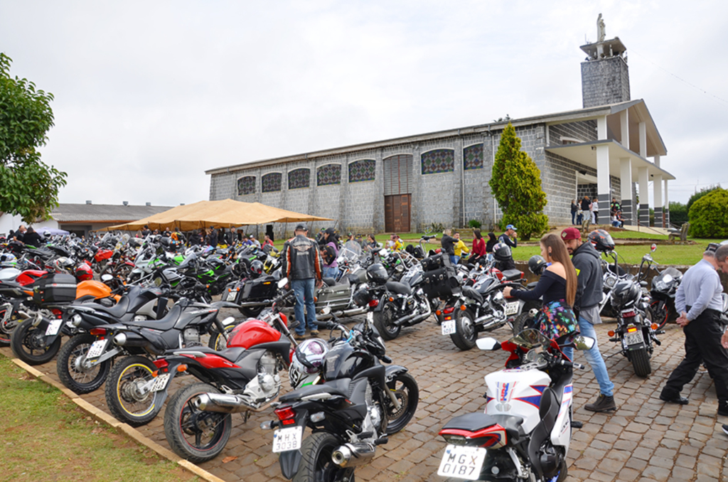 14ª Moto Feijoada Beneficente reuniu mais de mil motociclistas