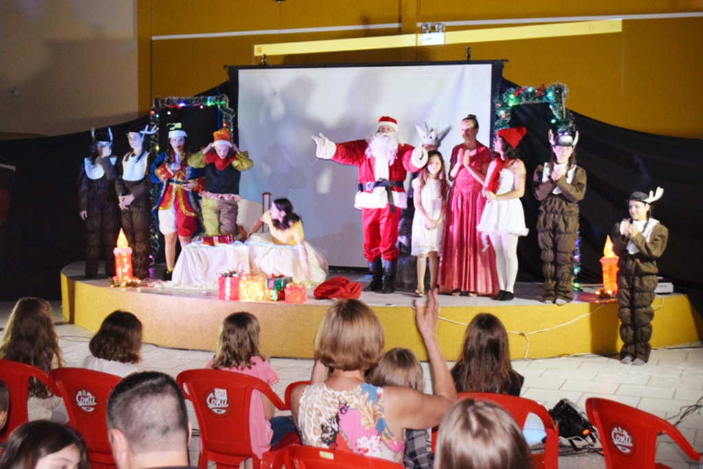 Teatro Natal Mágico marca programação do Brilho de Natal