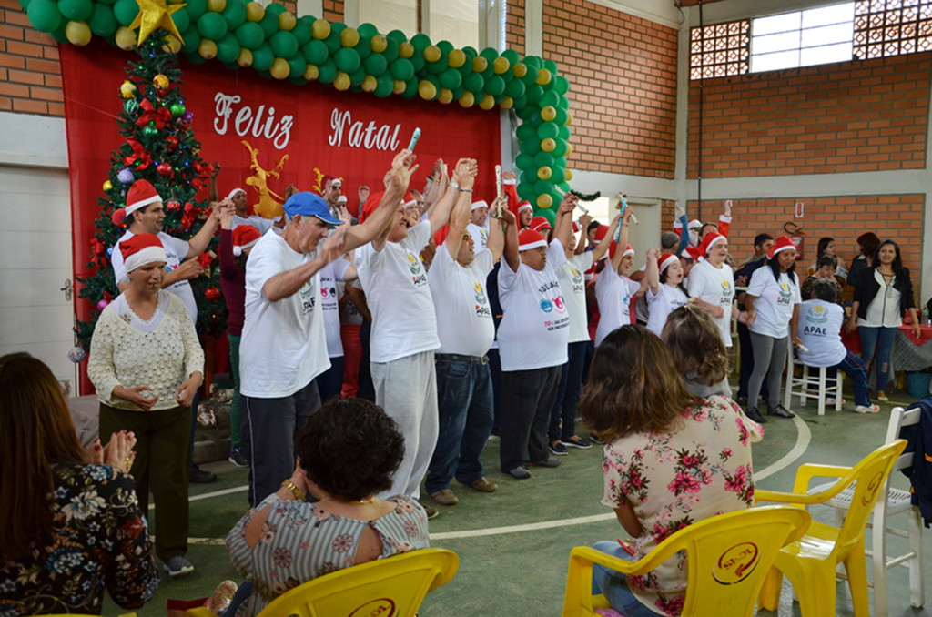 APAE de Anita celebra o Natal e a conclusão do ano de 2018