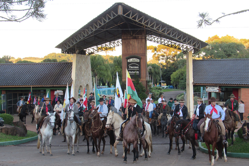 1ª Cavalgada Caminhos de José Mendes integrou os três estados do Sul do Brasil