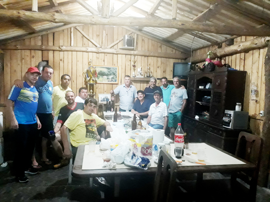 Encontro de amigos no município de Ouro